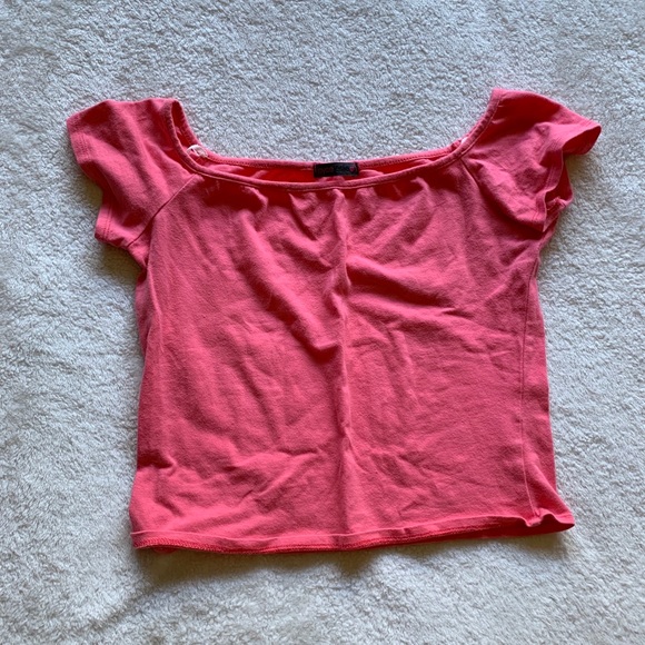 Crop top - Picture 1 of 1